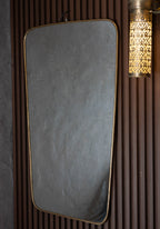 Miroir Mural en Laiton – Cadre Rectangulaire Arrondi