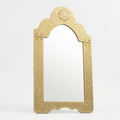 Miroir Arqué en Laiton Gravé – Style Marocain