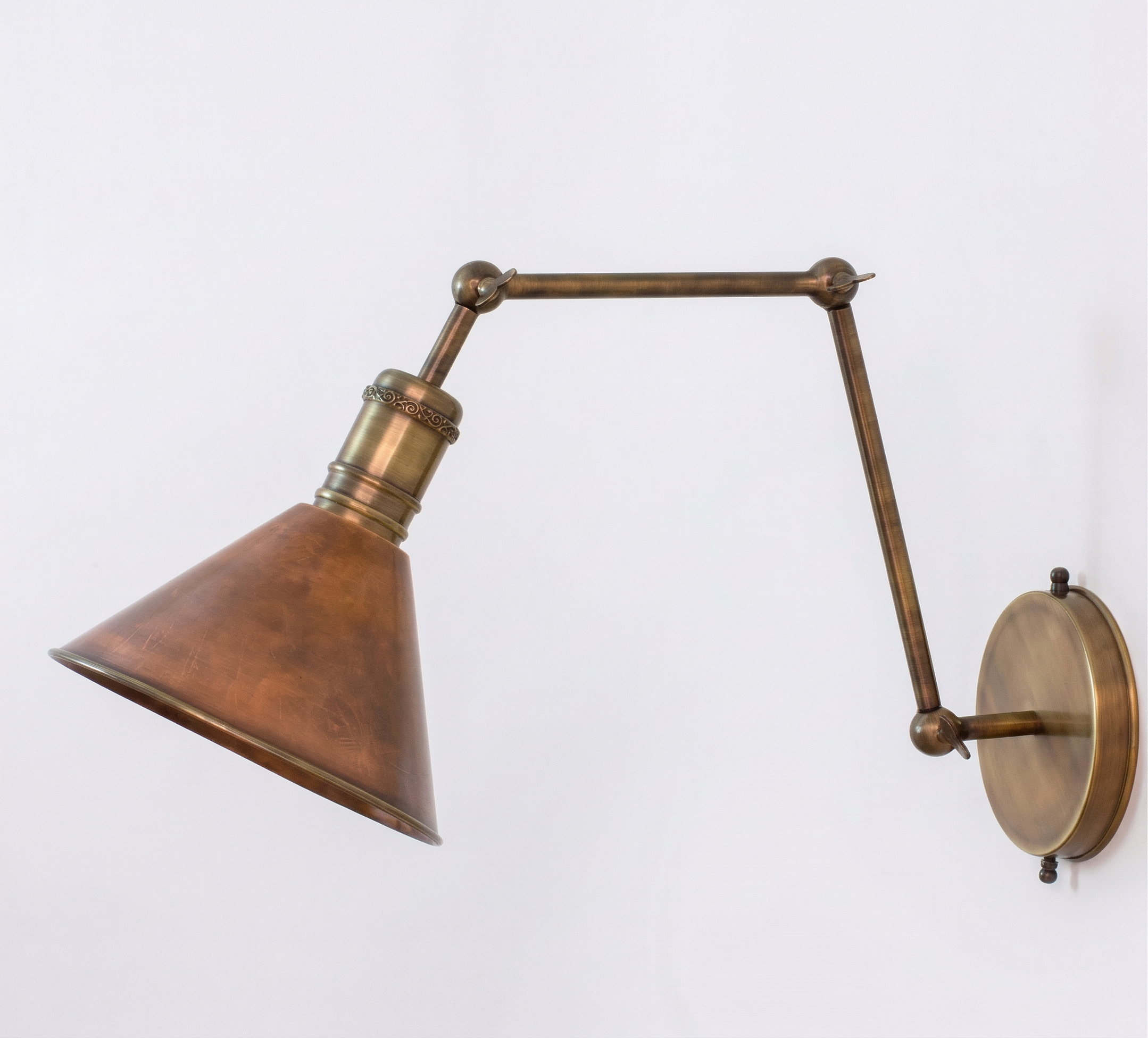 Applique Murale Orientable en Laiton et Cuivre – Bras Articulé