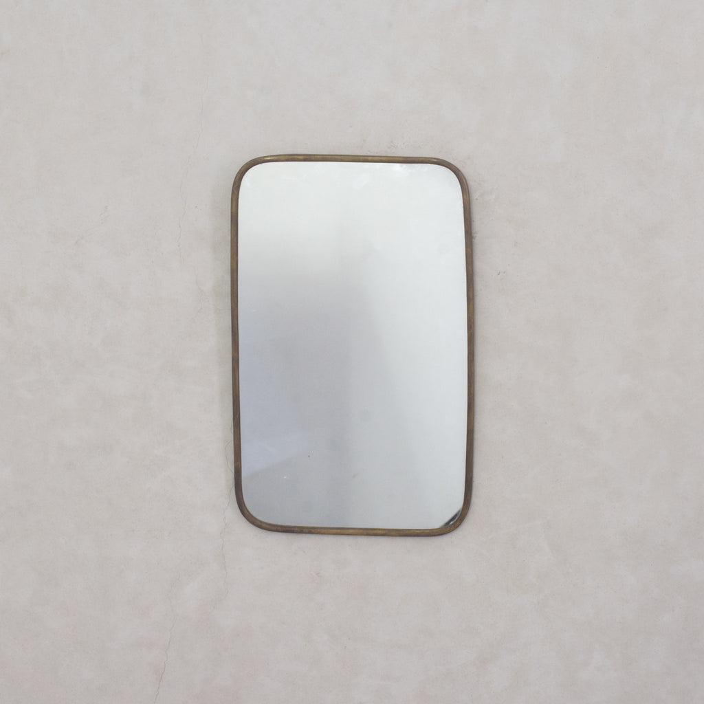 Miroir Mural Rectangulaire aux Coins Arrondis avec Cadre en Laiton