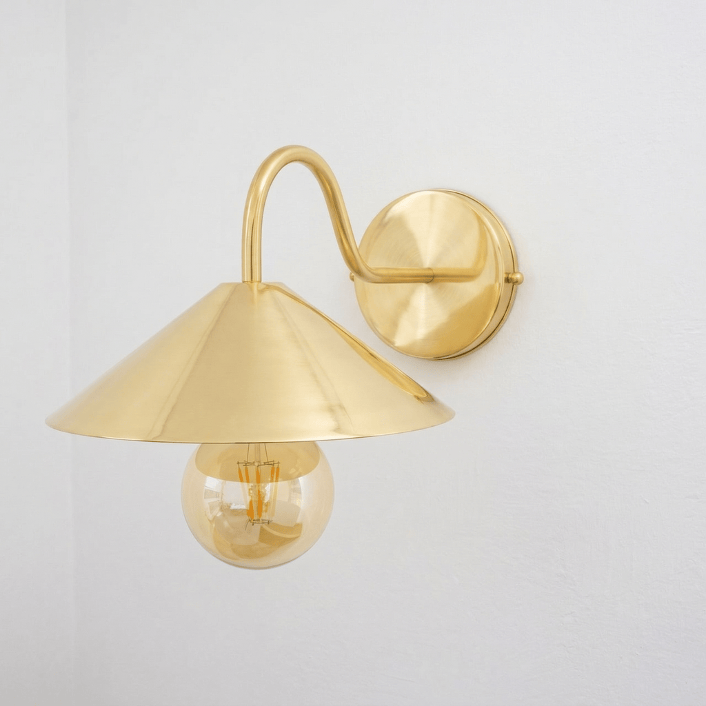 Applique Murale en Laiton – Abat - jour Conique et Bras Courbé - Mecaf