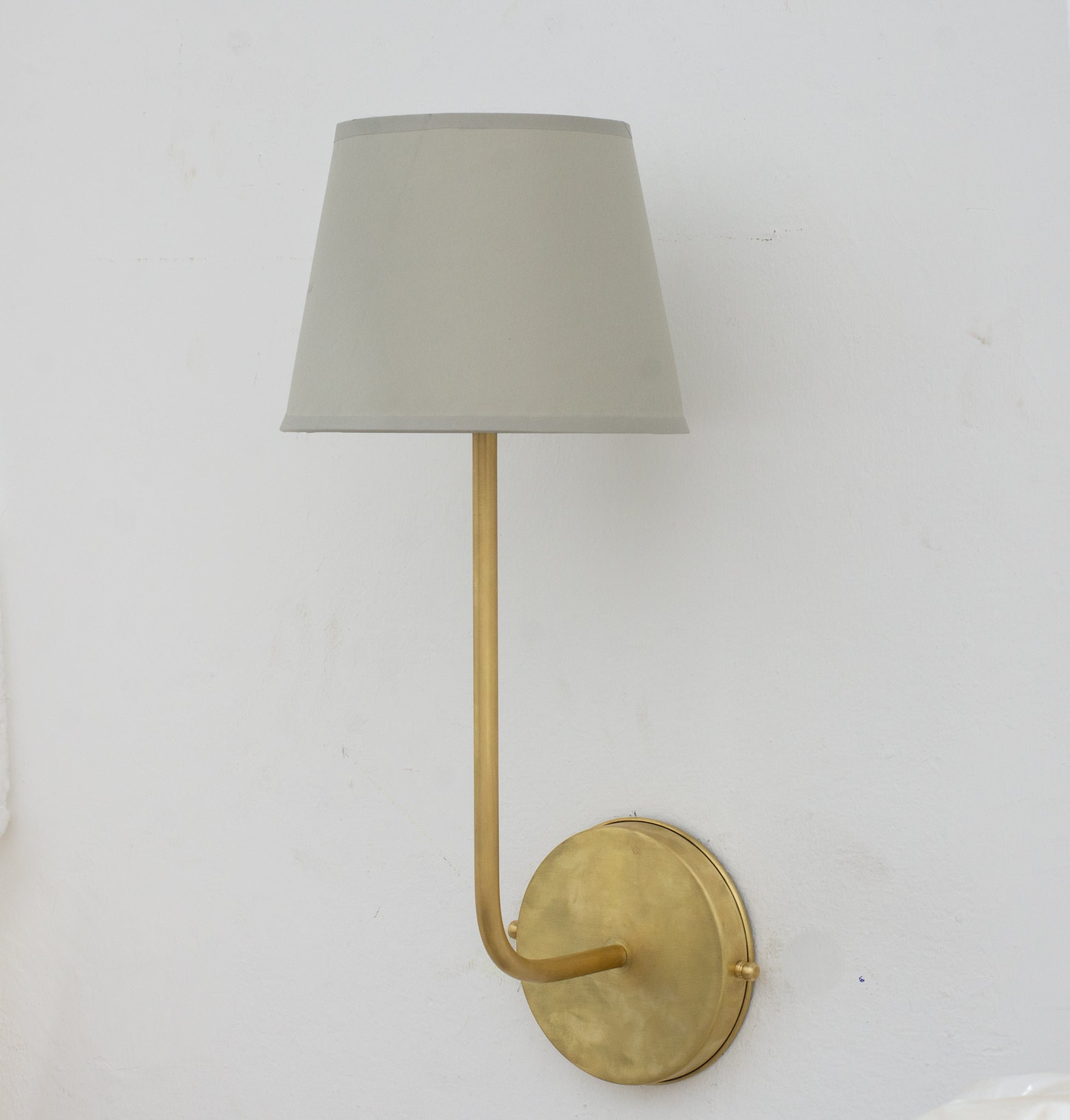 Applique Murale en Laiton avec Abat - jour en Tissu – Bras Courbé - Mecaf