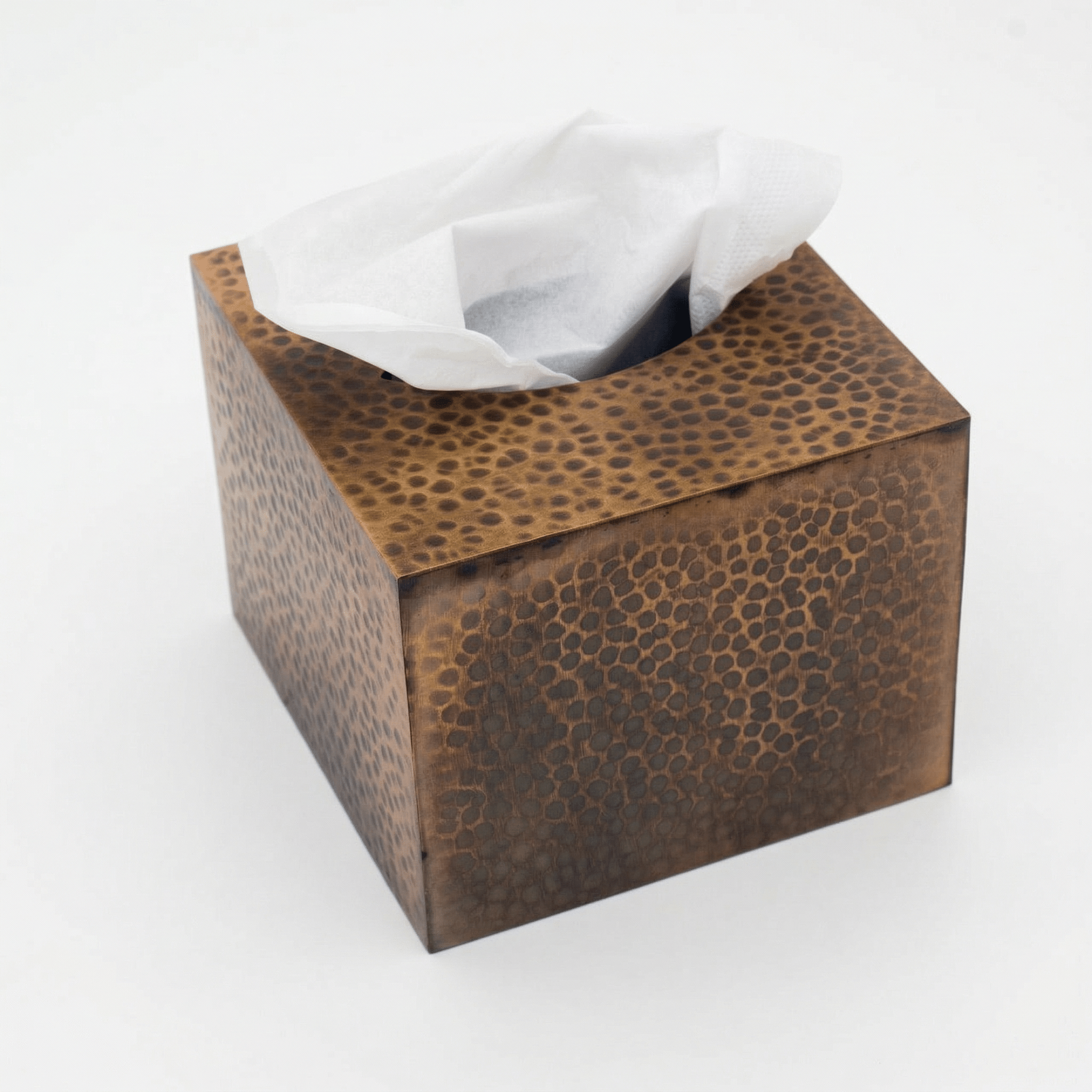 Boîte à Mouchoirs Cubique en Bronze Martelé – Collection Alchimie - Mecaf