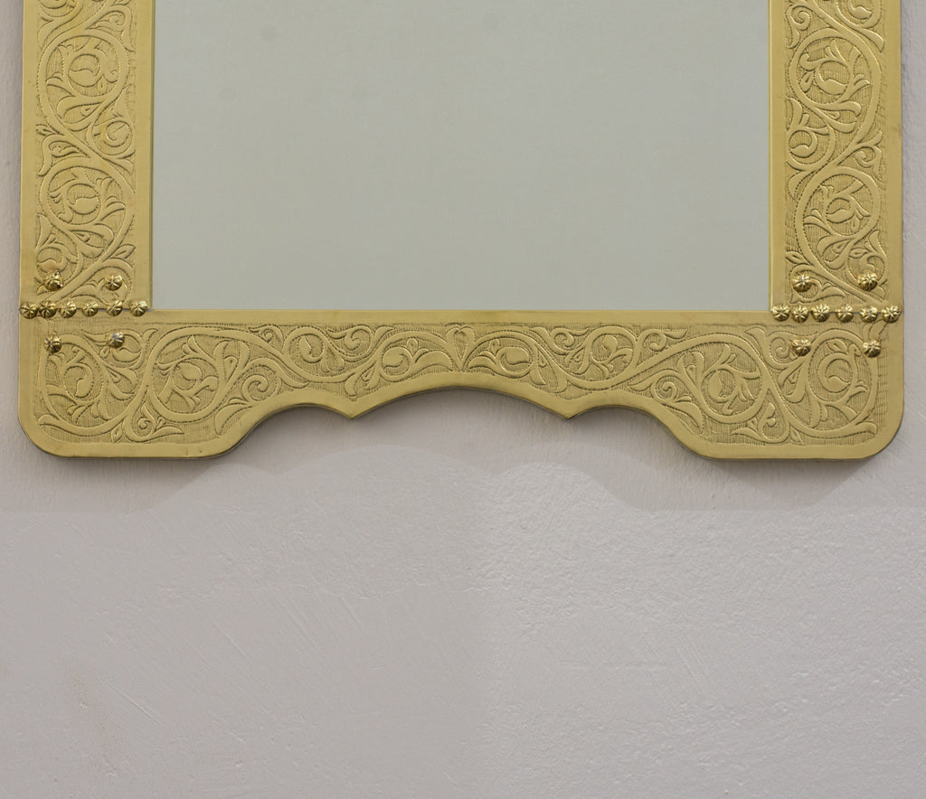Miroir Arqué en Laiton Gravé – Style Marocain - Mecaf