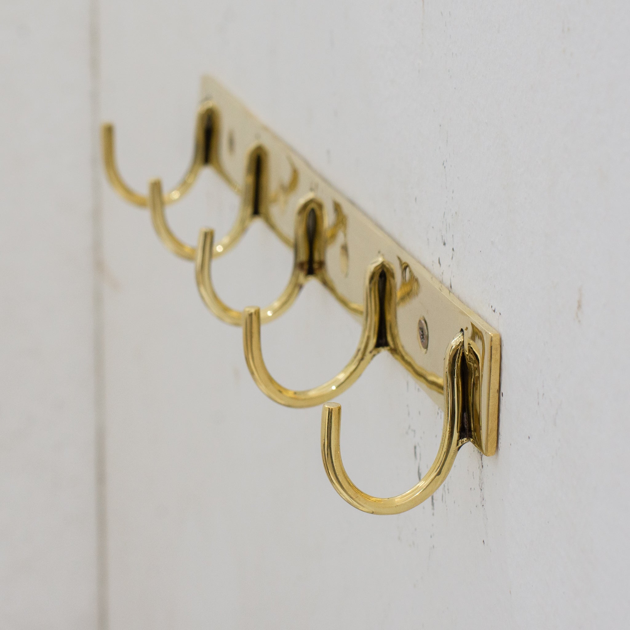 Patère Murale Linéaire en Laiton – Collection Épure - Mecaf